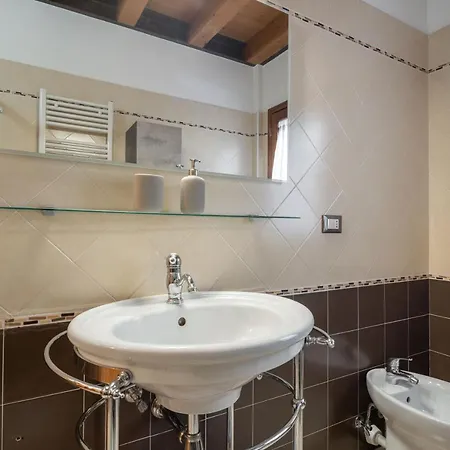Venezia-suite Hemingwaya Pochi Passi Outlet *