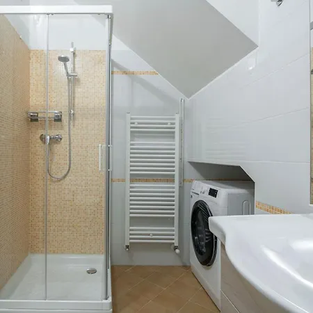 Venezia-suite Hemingwaya Pochi Passi Outlet Apartment Noventa di Piave